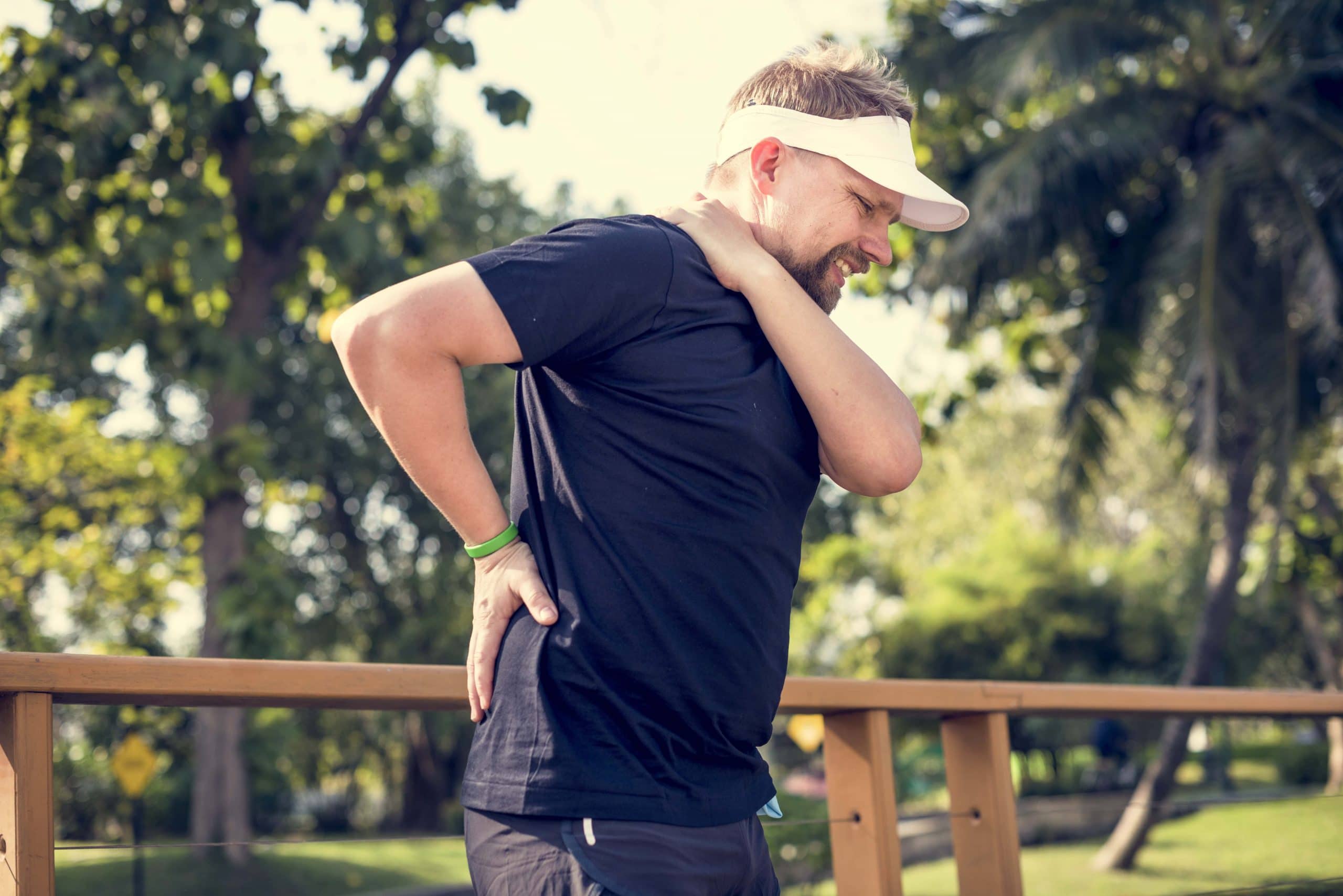 man experiencing Piriformis Syndrome while working out
