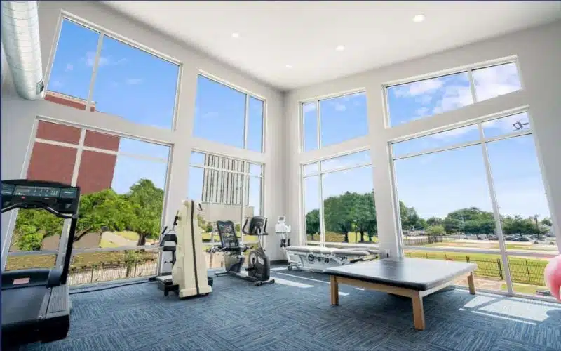 Houston Spine and Rehab interior view